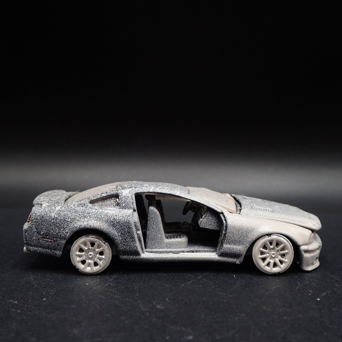 2008 08 FORD MUSTANG GT 5000KR CUSTOM BARN FIND 1:64 SCALE DIECAST MODEL CAR