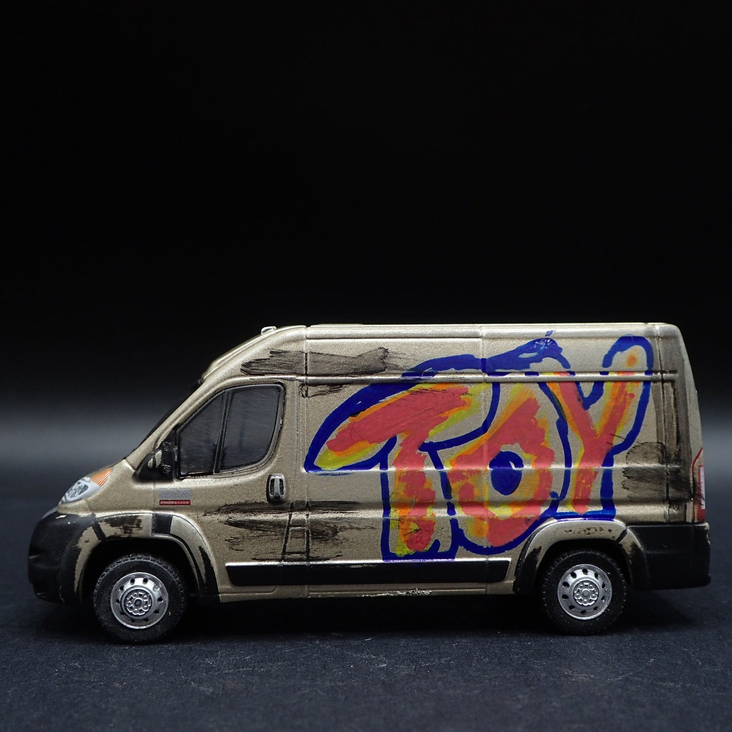 2019 19 RAM PROMASTER 2500 SPRINTER VAN TAGGED GRAFFITI 1:64 DIECAST MODEL CAR