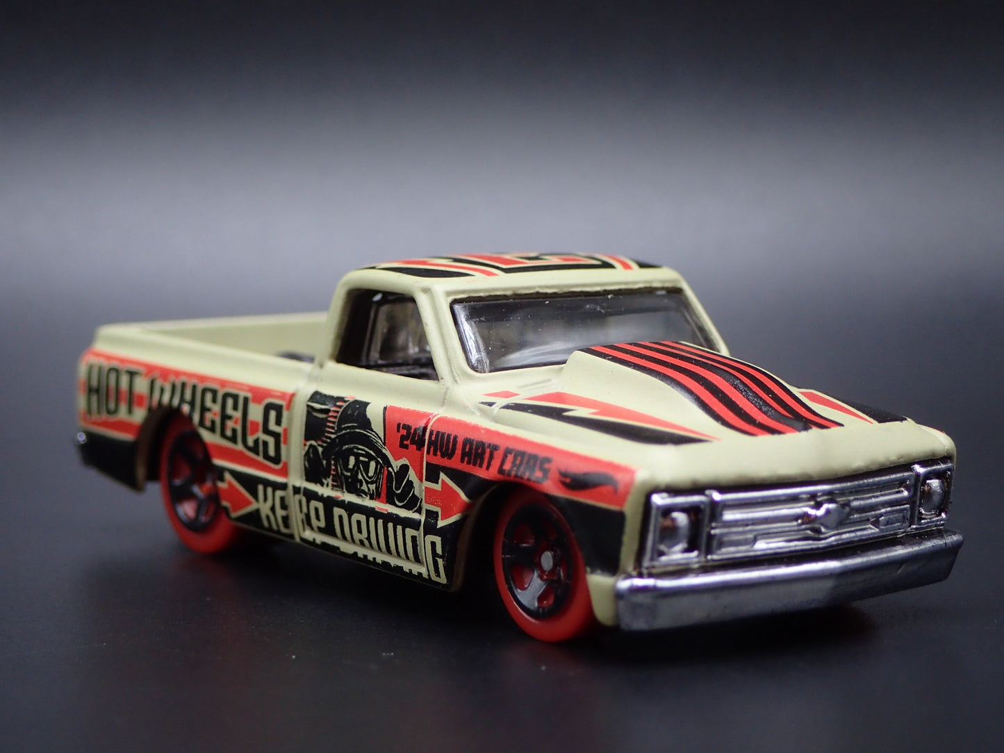 1967 67 CHEVY CHEVROLET C10 SHORT BED PICKUP TRUCK 1:64 SCALE DIECAST MODEL CAR