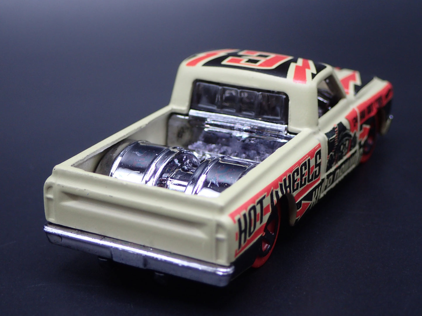 1967 67 CHEVY CHEVROLET C10 SHORT BED PICKUP TRUCK 1:64 SCALE DIECAST MODEL CAR