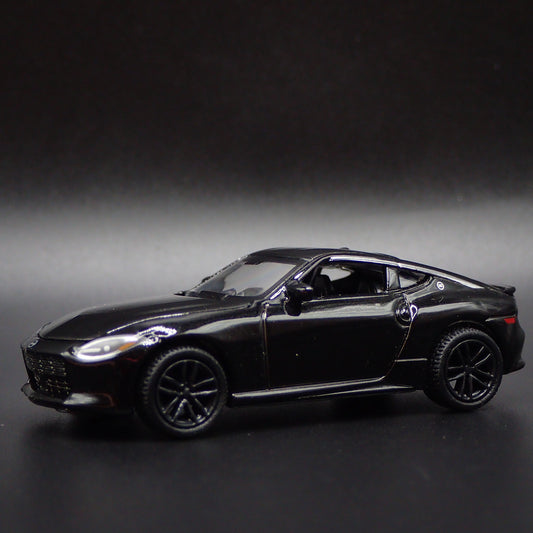 2023 - 2025 NISSAN Z BLACK 1:64 SCALE COLLECTIBLE DIORAMA DIECAST MODEL CAR
