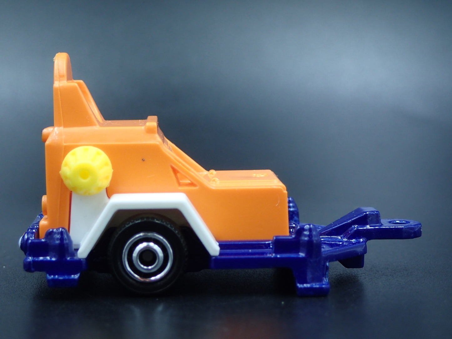 CONSTRUCTION ZONE SPEED LIMIT SIGN HITCH 1:64 MB SCALE DIORAMA DIECAST MODEL CAR