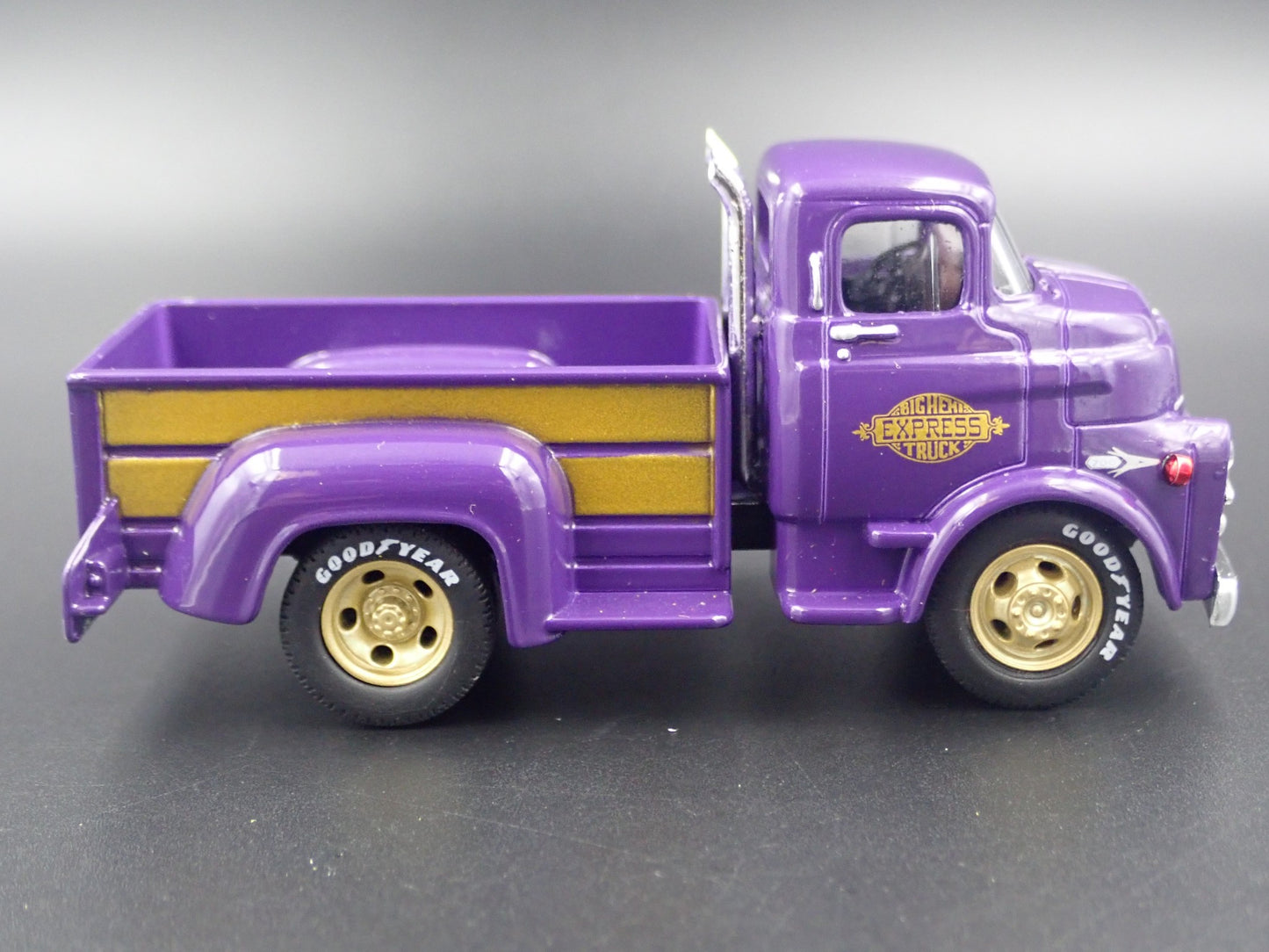 1958 58 DODGE COE PICKUP TRUCK BIG HEMI EXPRESS 1/64 SCALE DIECAST MODEL CAR