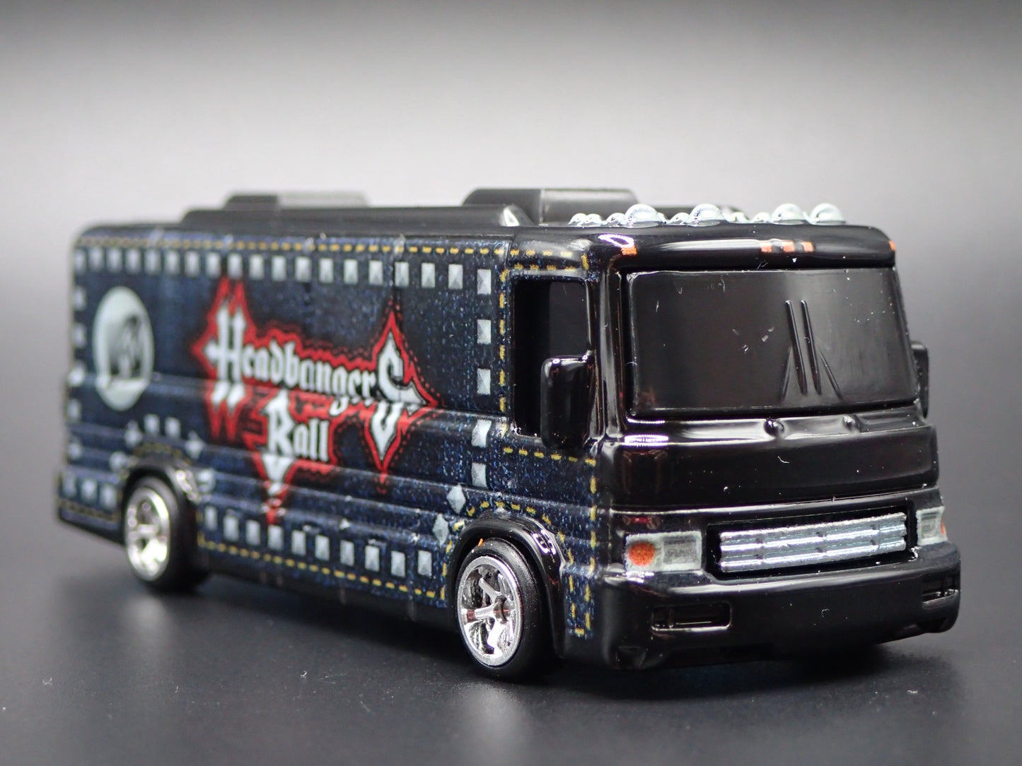 MTV HEADBANGERS BALL HW TOUR BUS BLACK 1:64 SCALE COLLECTIBLE DIECAST MODEL CAR