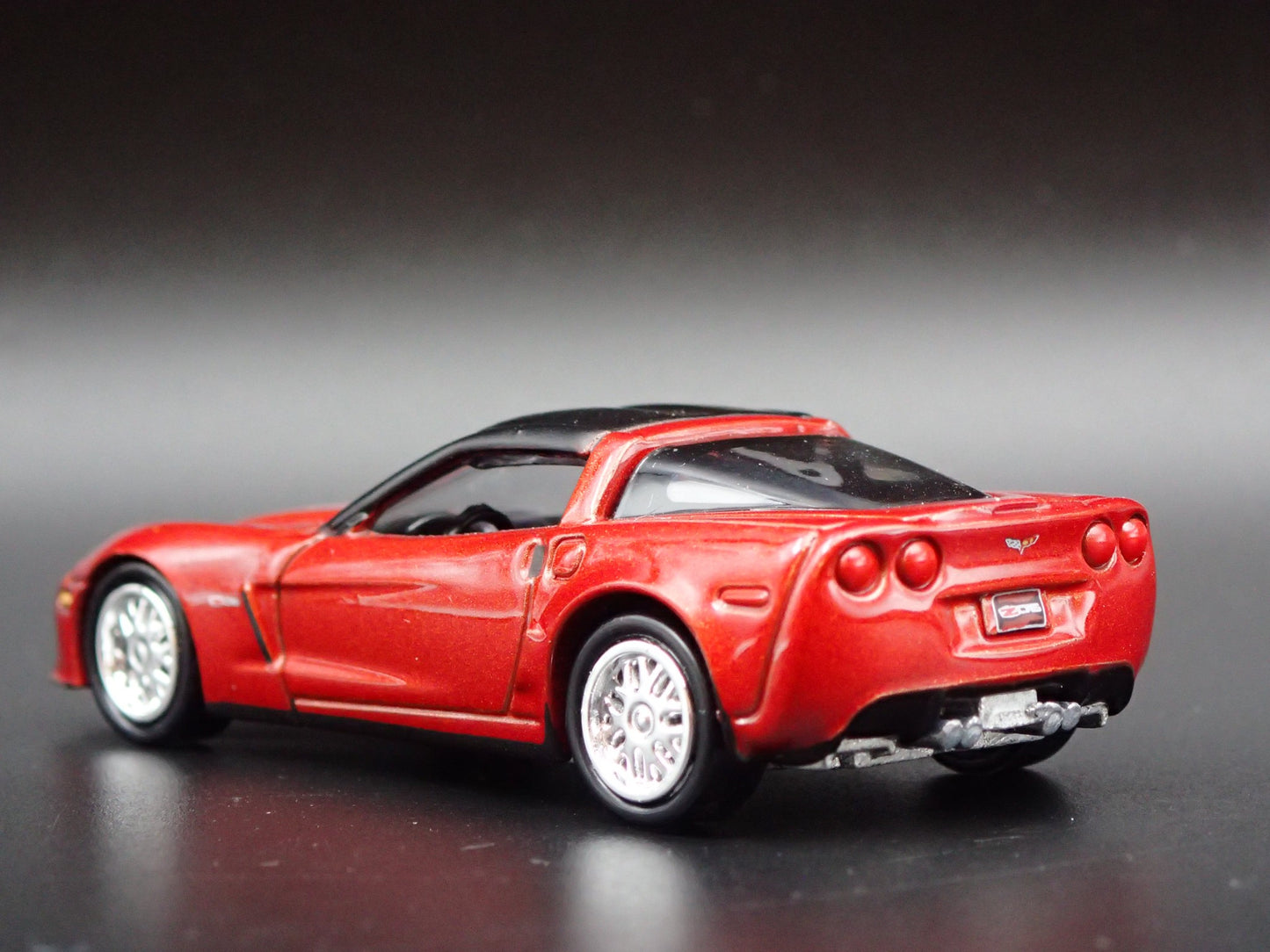 2005-2013 CHEVY CHEVROLET CORVETTE Z06 C6 1:64 SCALE DIORAMA DIECAST MODEL CAR