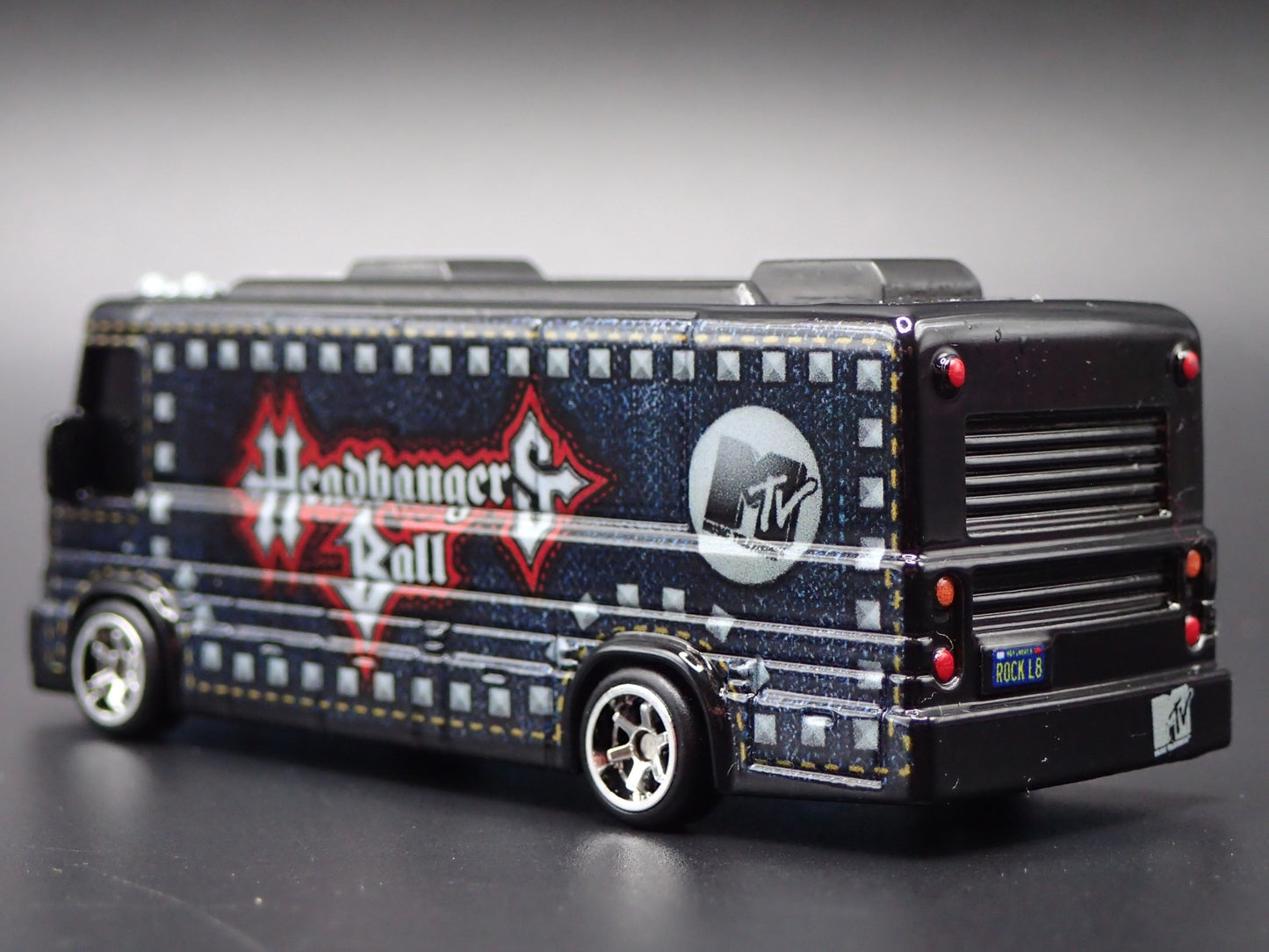MTV HEADBANGERS BALL HW TOUR BUS BLACK 1:64 SCALE COLLECTIBLE DIECAST MODEL CAR