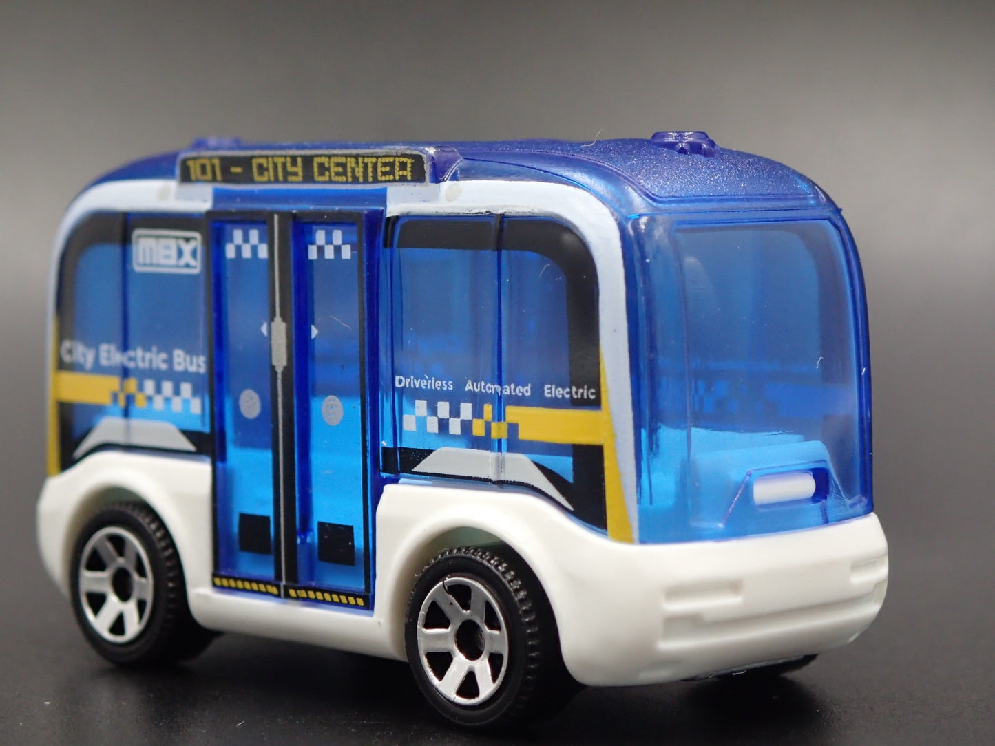 SELF DRIVING BUS CITY METRO 1:64 MB SCALE COLLECTIBLE DIORAMA DIECAST MODEL CAR