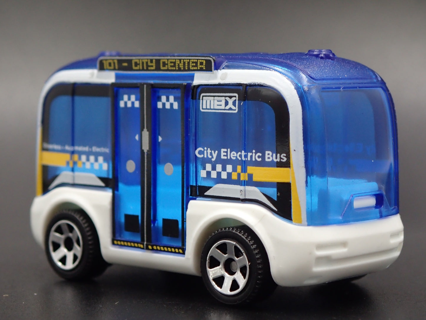SELF DRIVING BUS CITY METRO 1:64 MB SCALE COLLECTIBLE DIORAMA DIECAST MODEL CAR