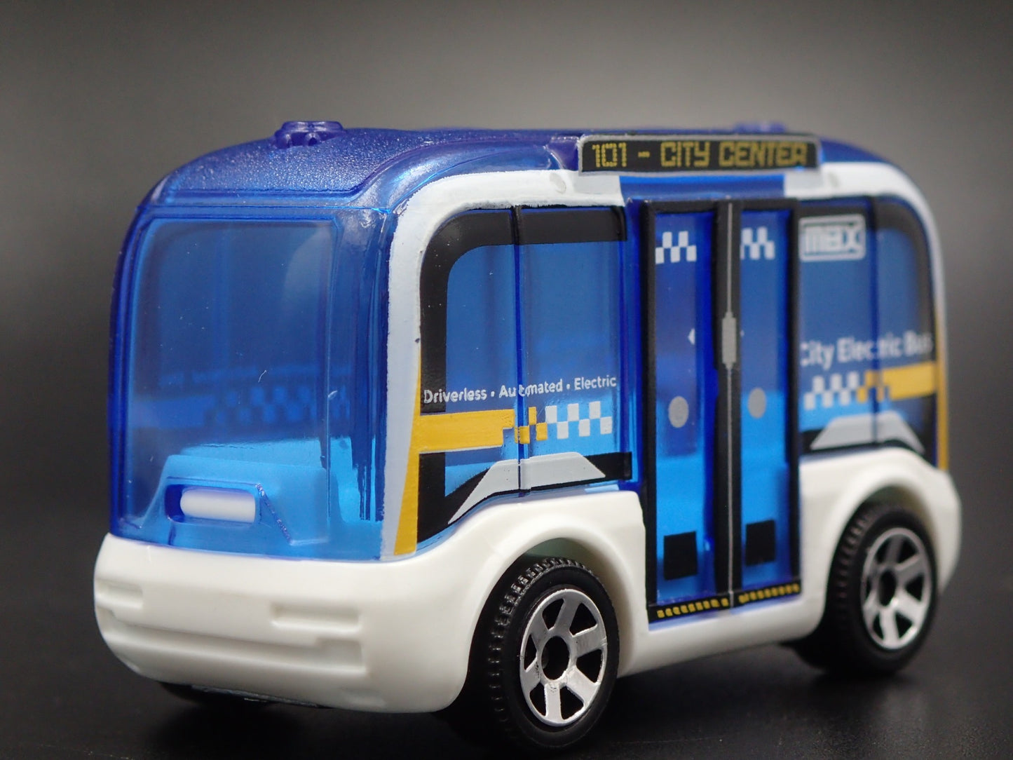 SELF DRIVING BUS CITY METRO 1:64 MB SCALE COLLECTIBLE DIORAMA DIECAST MODEL CAR