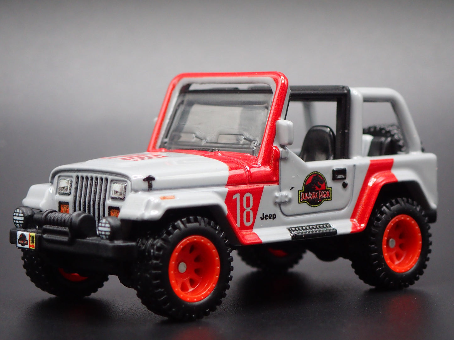 1993 93 JEEP WRANGLER YJ JURASSIC PARK 18 1:64 SCALE DIORAMA DIECAST MODEL CAR