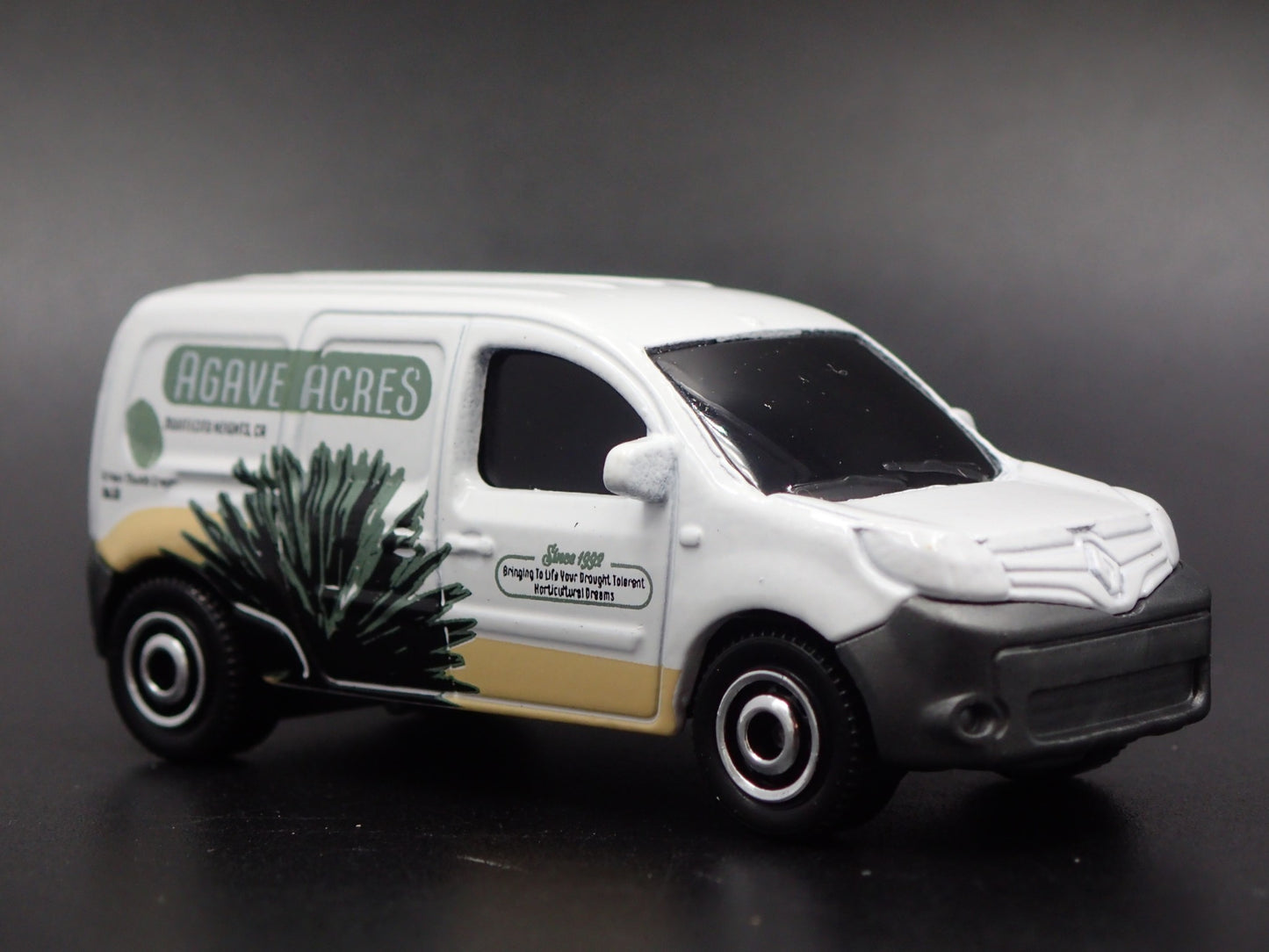 2011-2021 RENAULT KANGOO SPRINTER VAN 1:64 MB SCALE DIORAMA DIECAST MODEL CAR