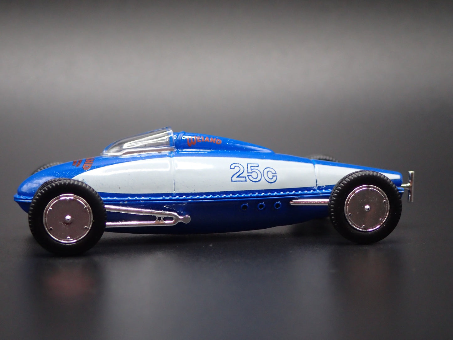 VINTAGE RACING 1938-1950 BELLY TANKER RACER WEIAND 1/64 SCALE DIECAST MODEL CAR