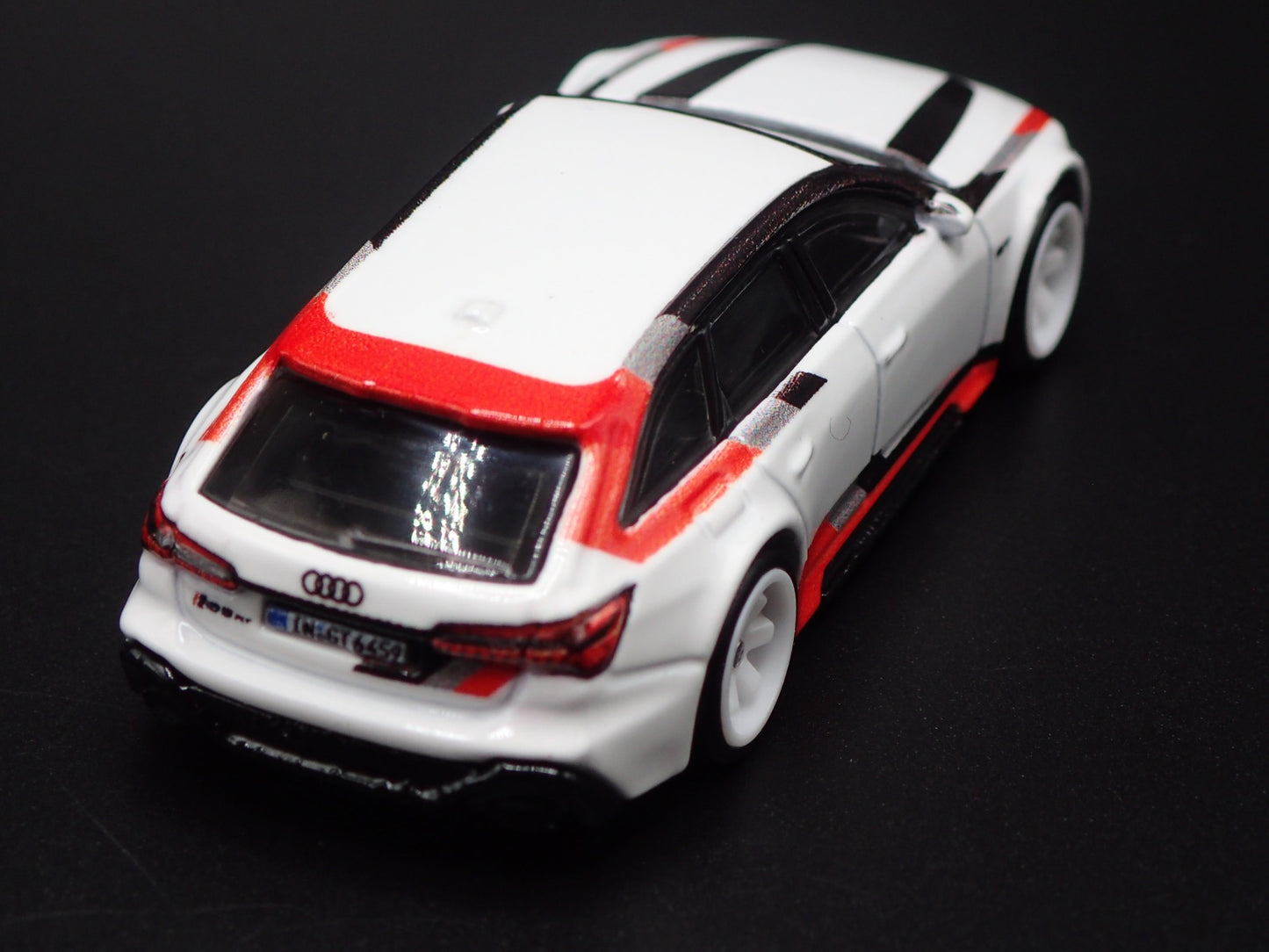 2013-2018 AUDI AVANT RS6 STATION WAGON WHITE 1/64 SCALE DIECAST MODEL CAR