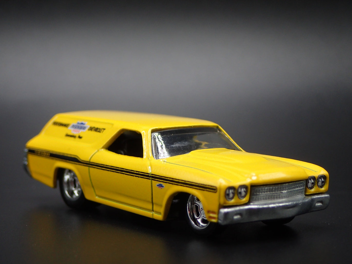 1970 70 CHEVY CHEVROLET CHEVELLE SS STATION WAGON 1:64 SCALE DIECAST MODEL CAR