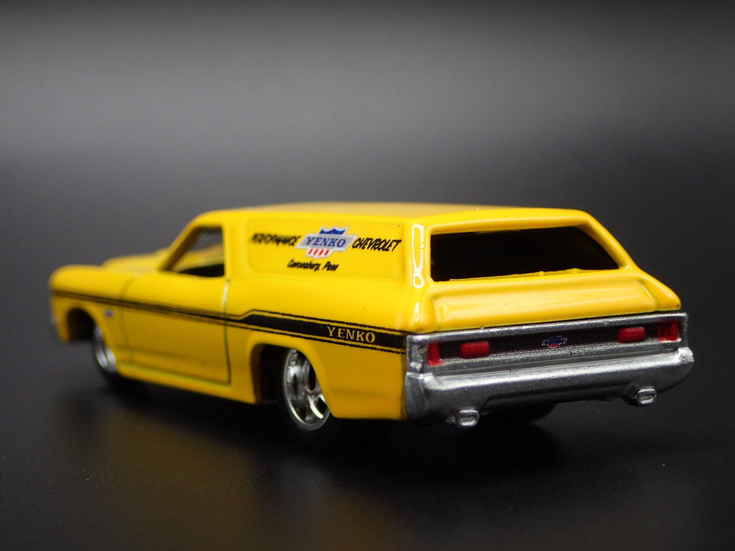 1970 70 CHEVY CHEVROLET CHEVELLE SS STATION WAGON 1:64 SCALE DIECAST MODEL CAR