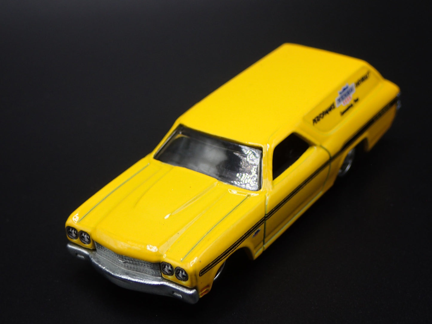 1970 70 CHEVY CHEVROLET CHEVELLE SS STATION WAGON 1:64 SCALE DIECAST MODEL CAR