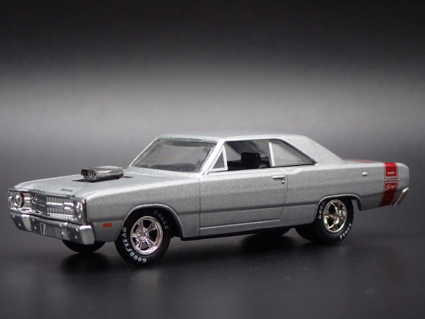 1969 69 DODGE DART SWINGER 340 1:64 SCALE COLLECTIBLE DIORAMA DIECAST MODEL CAR