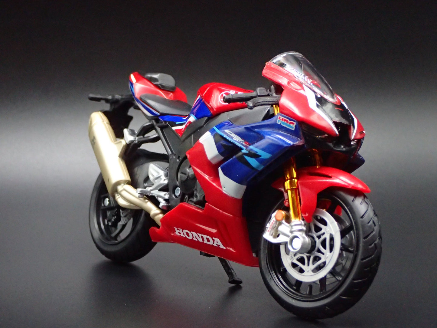 HONDA CBR1000RR-R FIREBLADE SP SPORTS BIKE MOTORCYCLE 1/18 SCALE DIECAST MODEL