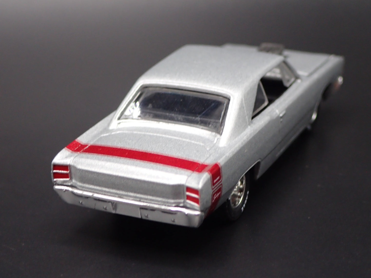 1969 69 DODGE DART SWINGER 340 1:64 SCALE COLLECTIBLE DIORAMA DIECAST MODEL CAR