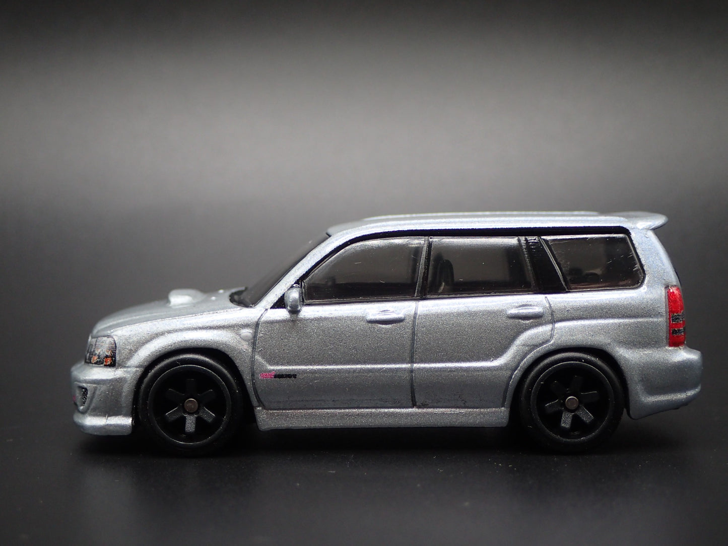 2004 SUBARU FORESTER STI WAGON 1:64 SCALE COLLECTIBLE DIORAMA DIECAST MODEL CAR