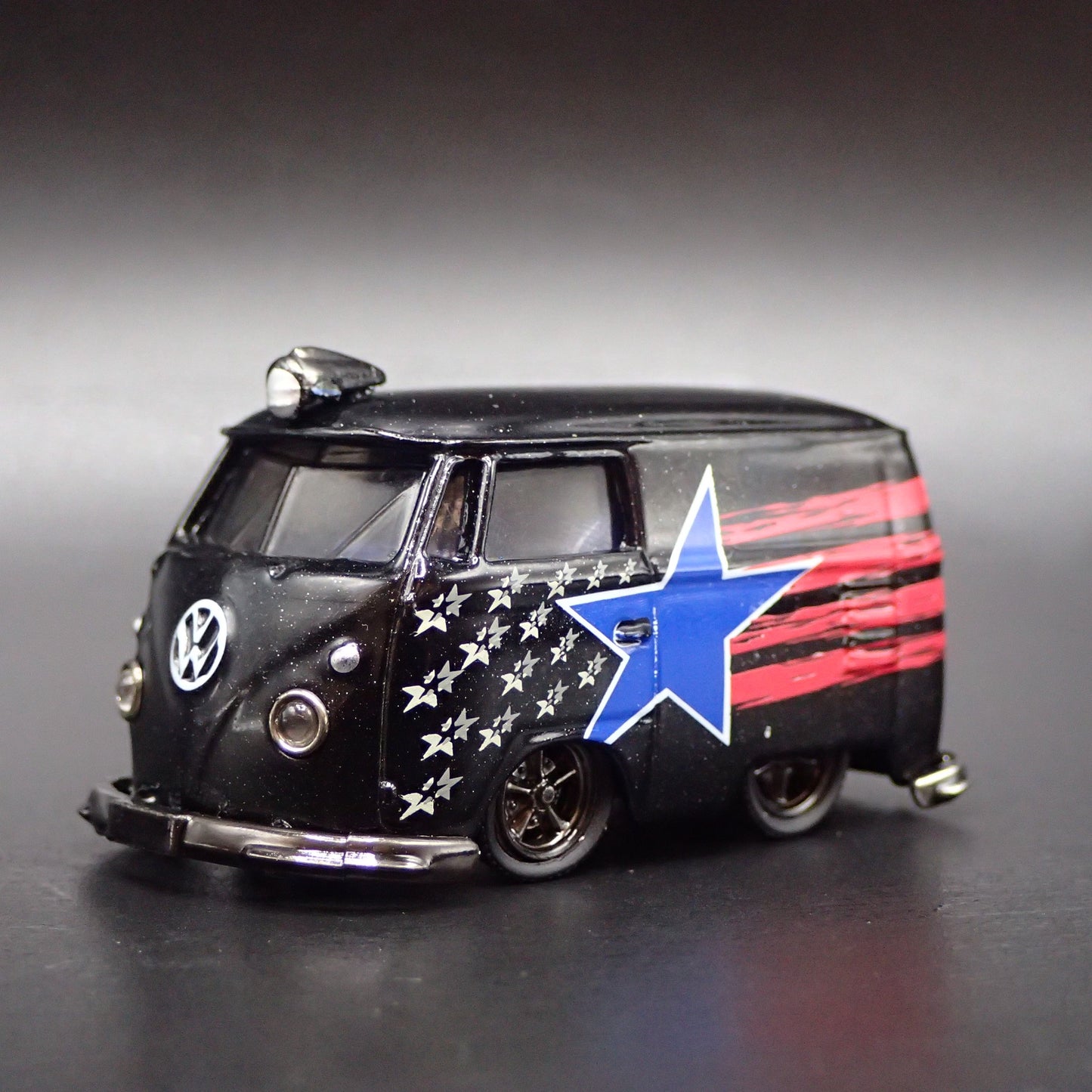 VW VOLKSWAGEN TYPE2 T1 PANEL VAN SHORT USA 1:64 SCALE DIORAMA DIECAST MODEL CAR
