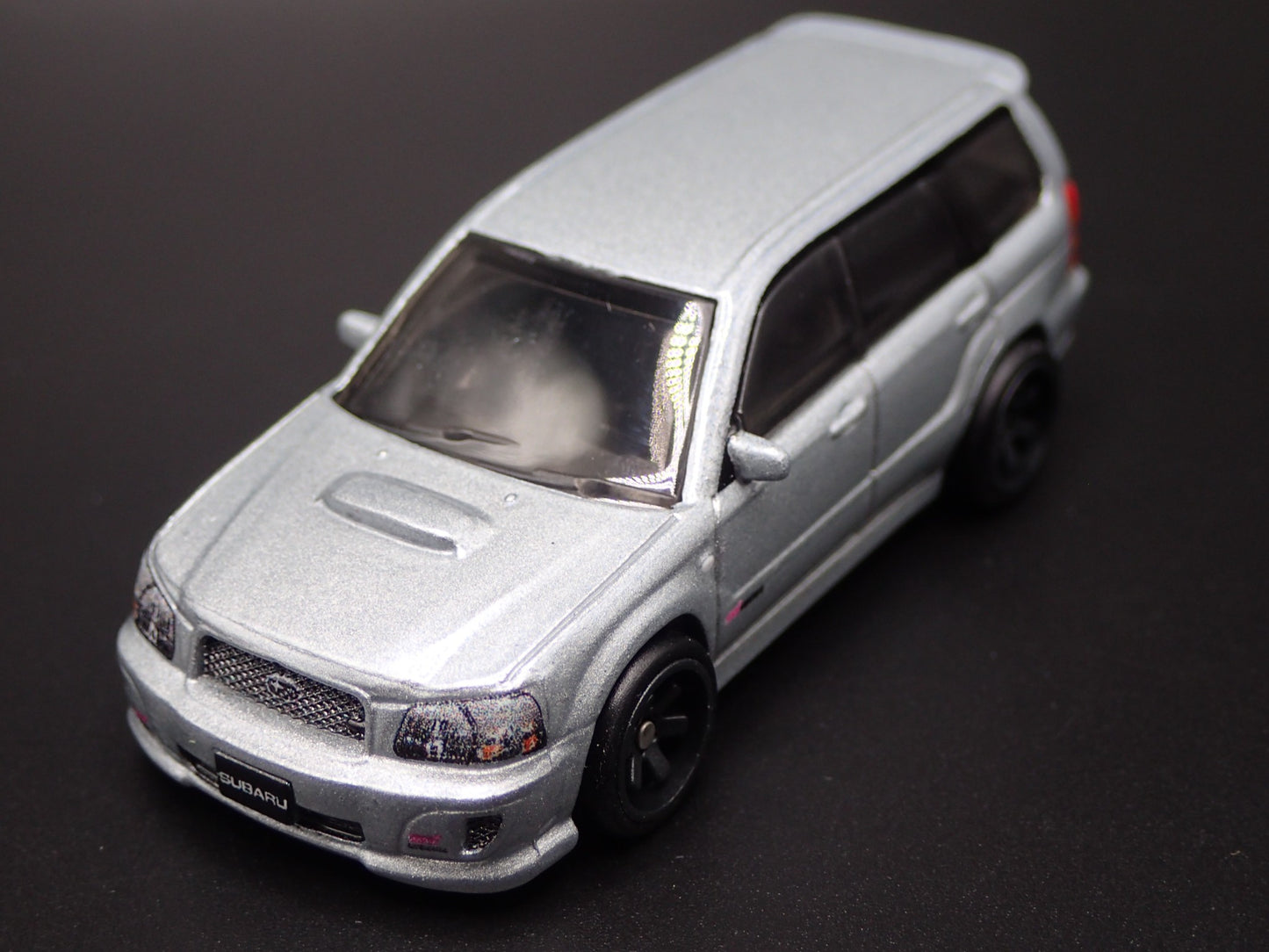 2004 SUBARU FORESTER STI WAGON 1:64 SCALE COLLECTIBLE DIORAMA DIECAST MODEL CAR