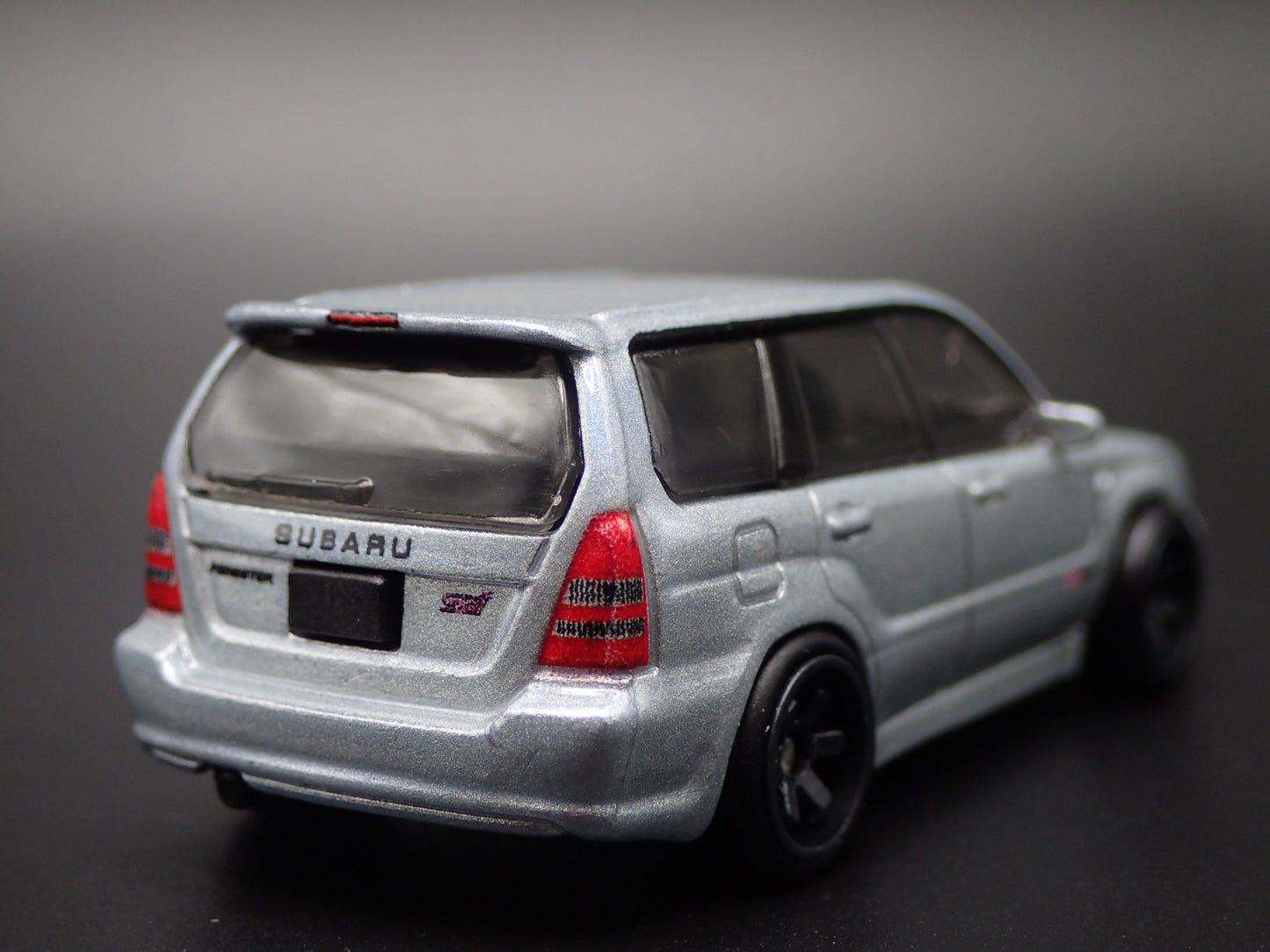 2004 SUBARU FORESTER STI WAGON 1:64 SCALE COLLECTIBLE DIORAMA DIECAST MODEL CAR