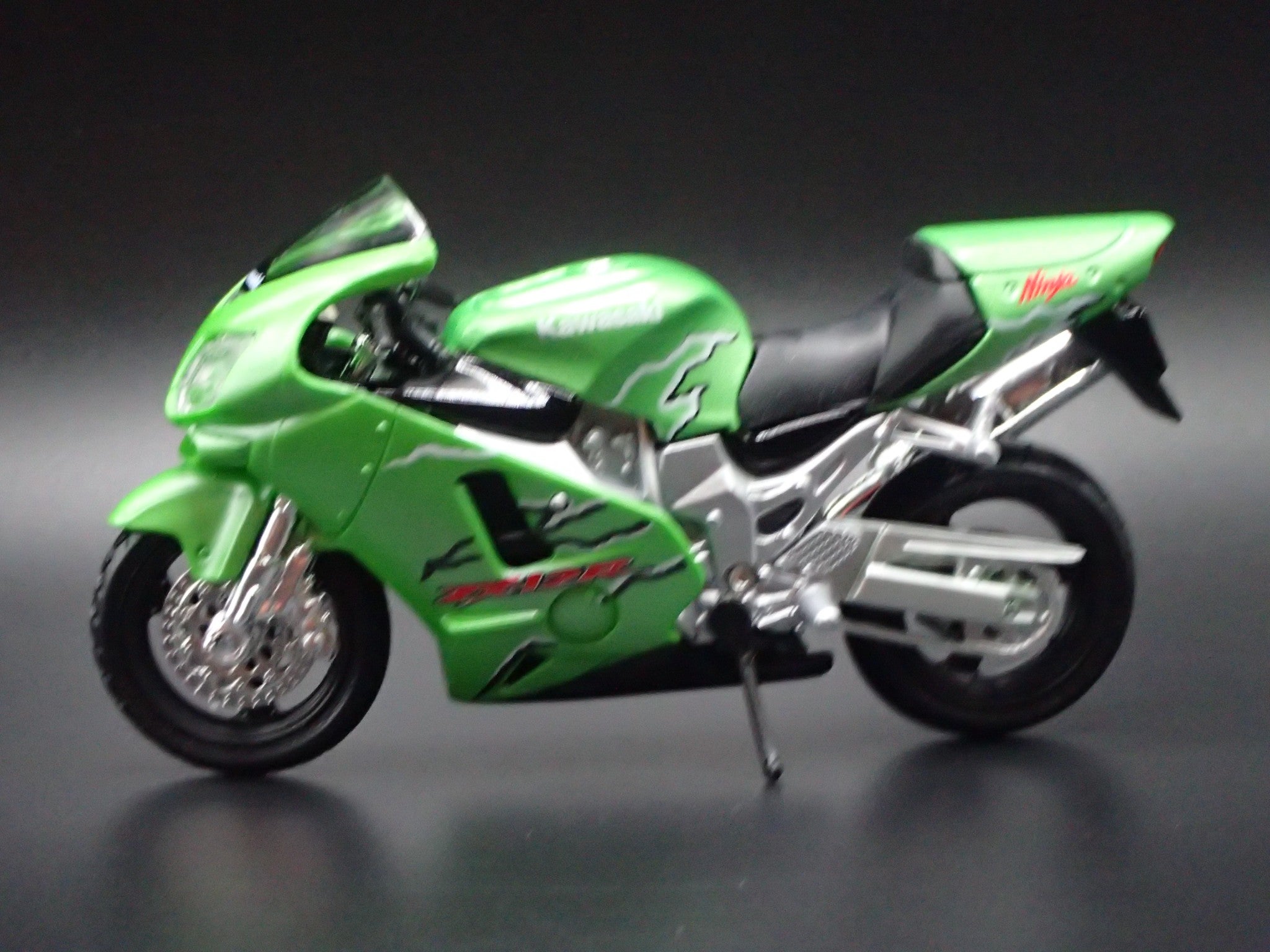 Kawasaki – Burning Rubber Toy Company