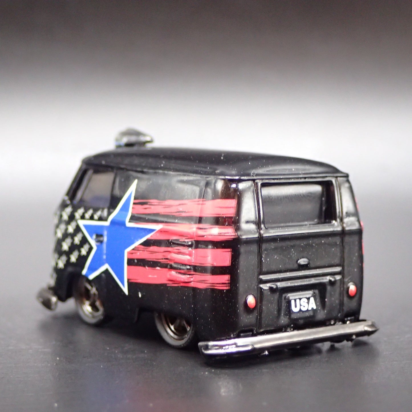 VW VOLKSWAGEN TYPE2 T1 PANEL VAN SHORT USA 1:64 SCALE DIORAMA DIECAST MODEL CAR