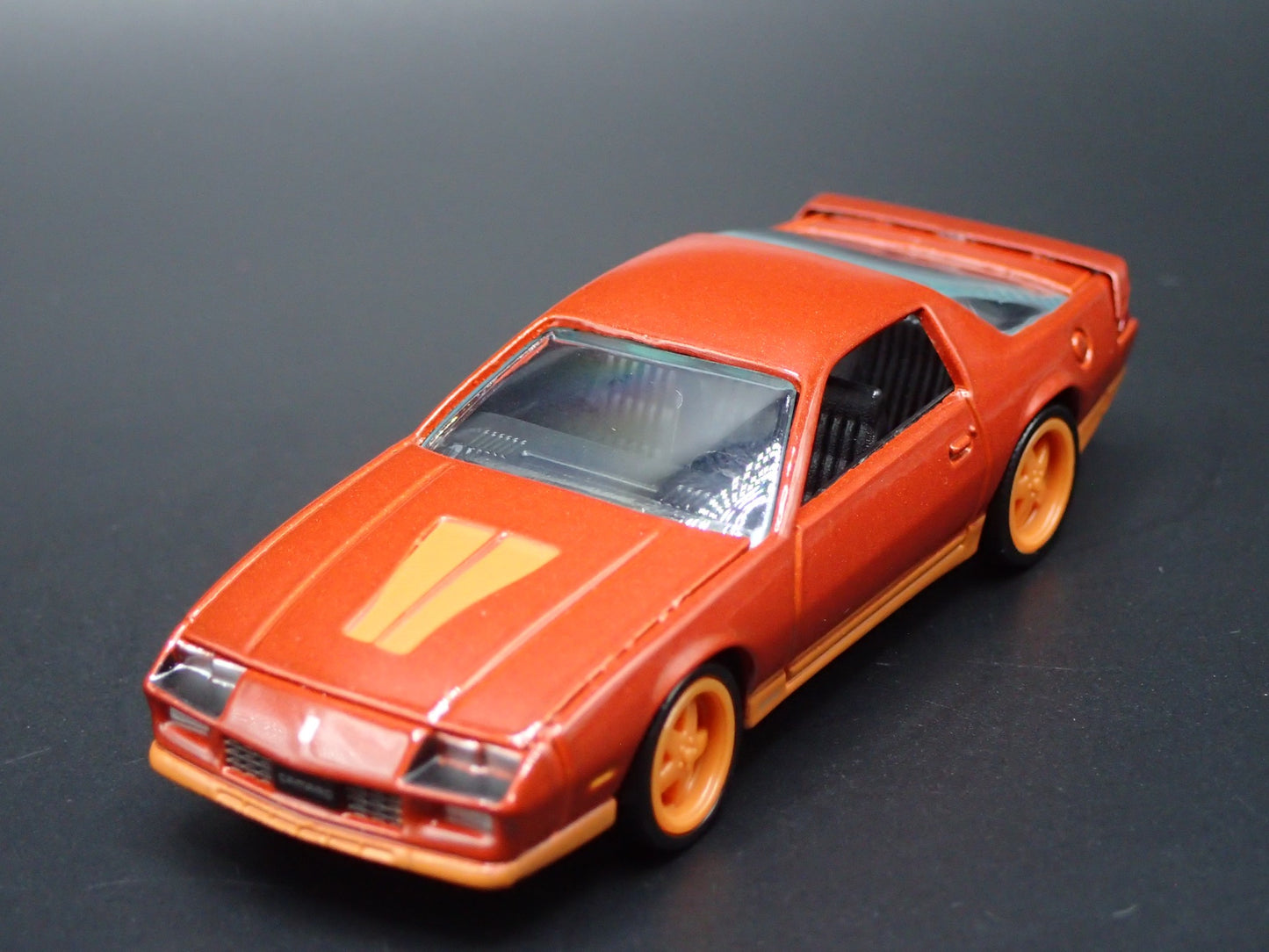 1983 83 CHEVY CHEVROLET CAMARO Z28 RED 1:64 SCALE DIORAMA DIECAST MODEL CAR