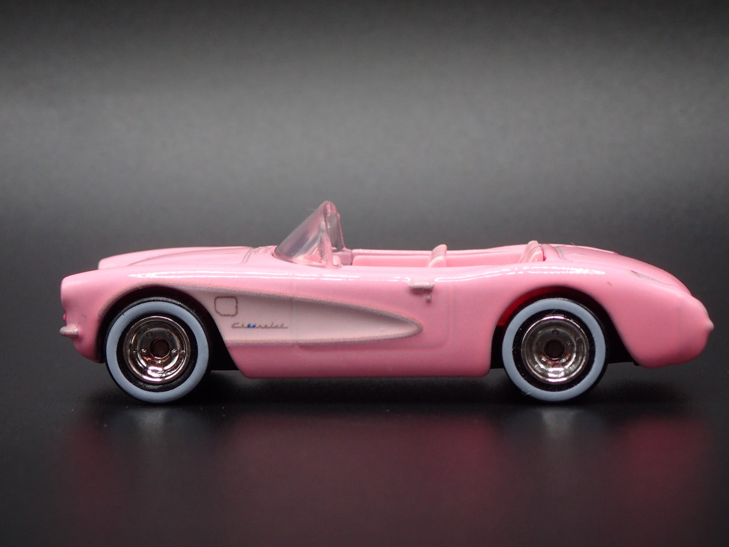 1956 56 CHEVY CHEVROLET CORVETTE BARBIE 1:64 SCALE COLLECTIBLE DIECAST MODEL CAR