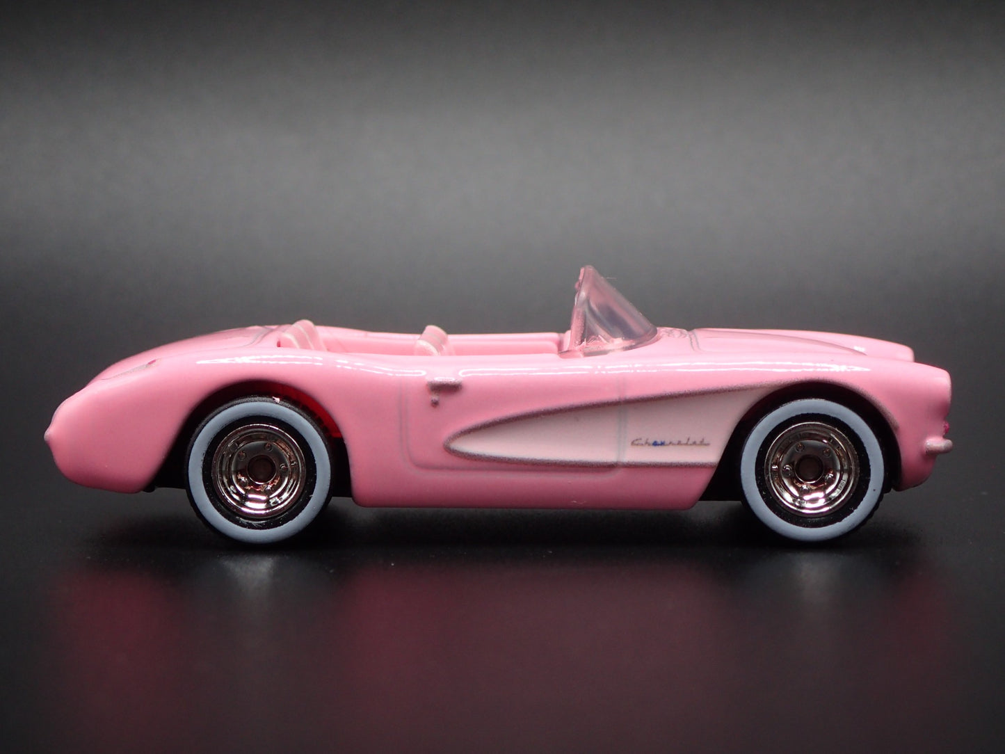 1956 56 CHEVY CHEVROLET CORVETTE BARBIE 1:64 SCALE COLLECTIBLE DIECAST MODEL CAR