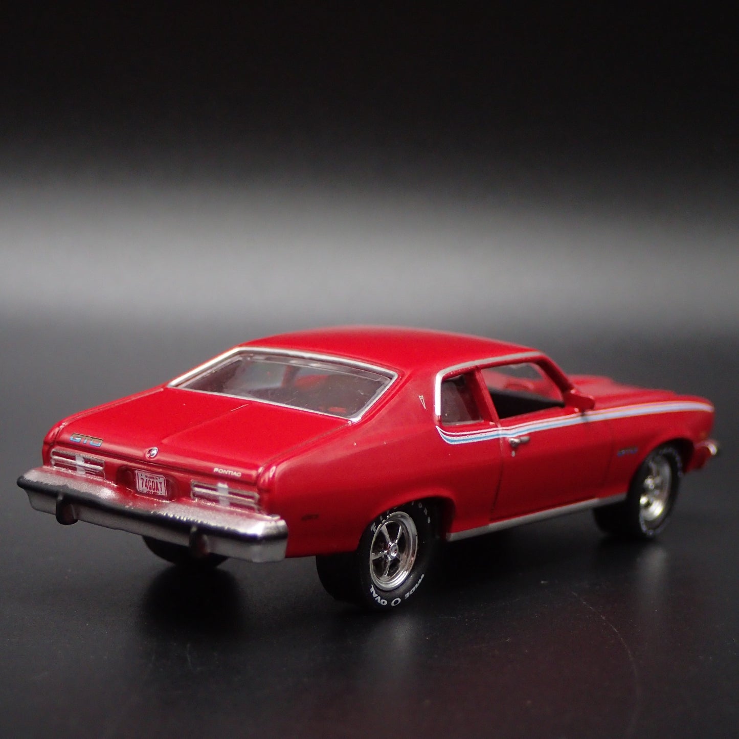 1974 74 PONTIAC GTO MUSCLE CAR 1:64 SCALE COLLECTIBLE DIORAMA DIECAST MODEL CAR
