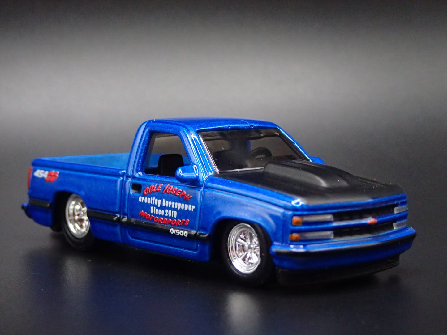 1993 93 CHEVY CHEVROLET SS 454 PICKUP TRUCK W HITCH 1:64 SCALE DIECAST MODEL CAR