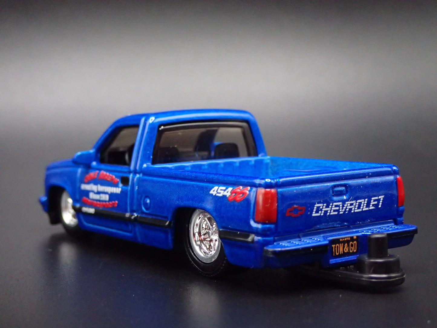 1993 93 CHEVY CHEVROLET SS 454 PICKUP TRUCK W HITCH 1:64 SCALE DIECAST MODEL CAR