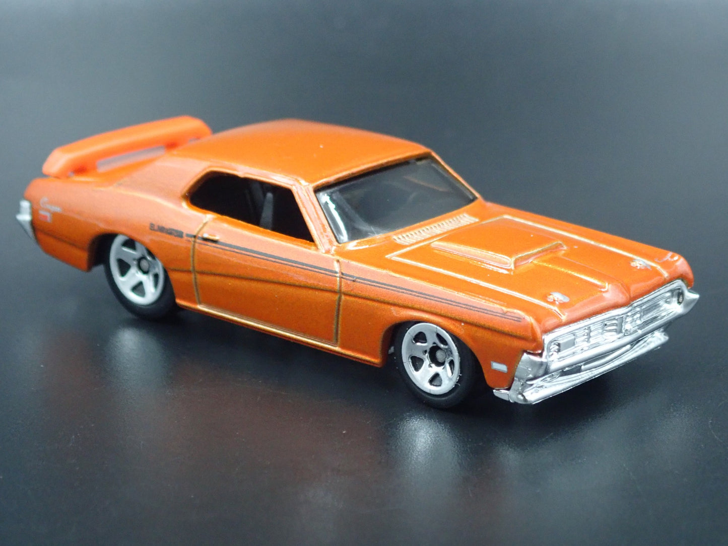 1969 69 MERC MERCURY COUGAR ELIMINATOR RARE 1:64 SCALE DIORAMA DIECAST MODEL CAR