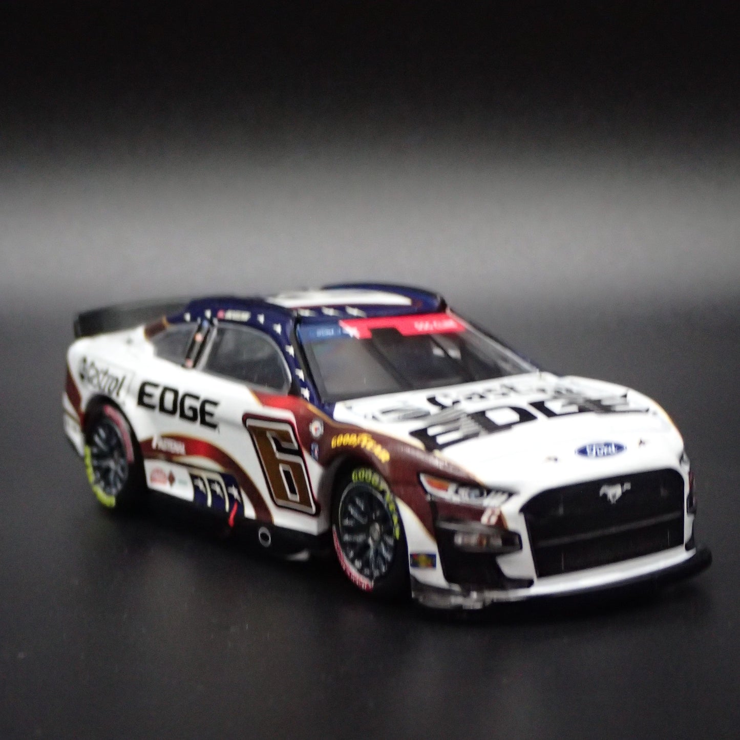 2023 FORD MUSTANG 6 BRAD KESELOWSKI CASTROL SALUTE NASCAR 1:64 DIECAST MODEL CAR