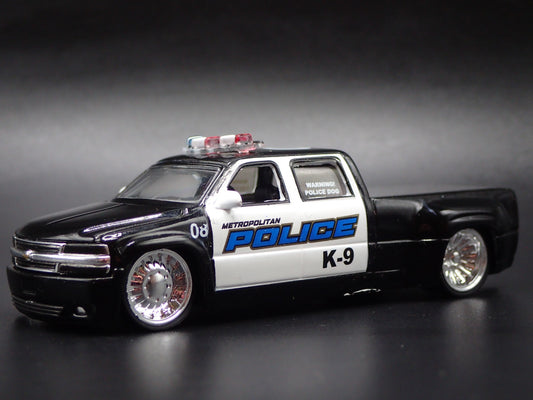 1999 CHEVY CHEVROLET SILVERADO DOOLEY TRUCK POLICE 1:64 SCALE DIECAST MODEL CAR