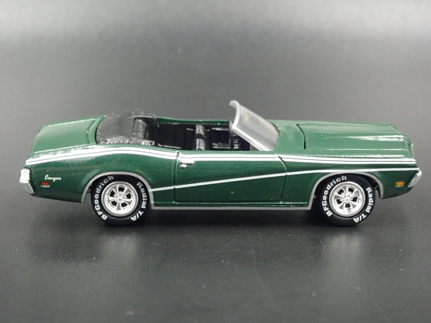 1969 69 MERCURY COUGAR CONVERTIBLE RARE 1:64 SCALE COLLECTIBLE DIECAST MODEL CAR