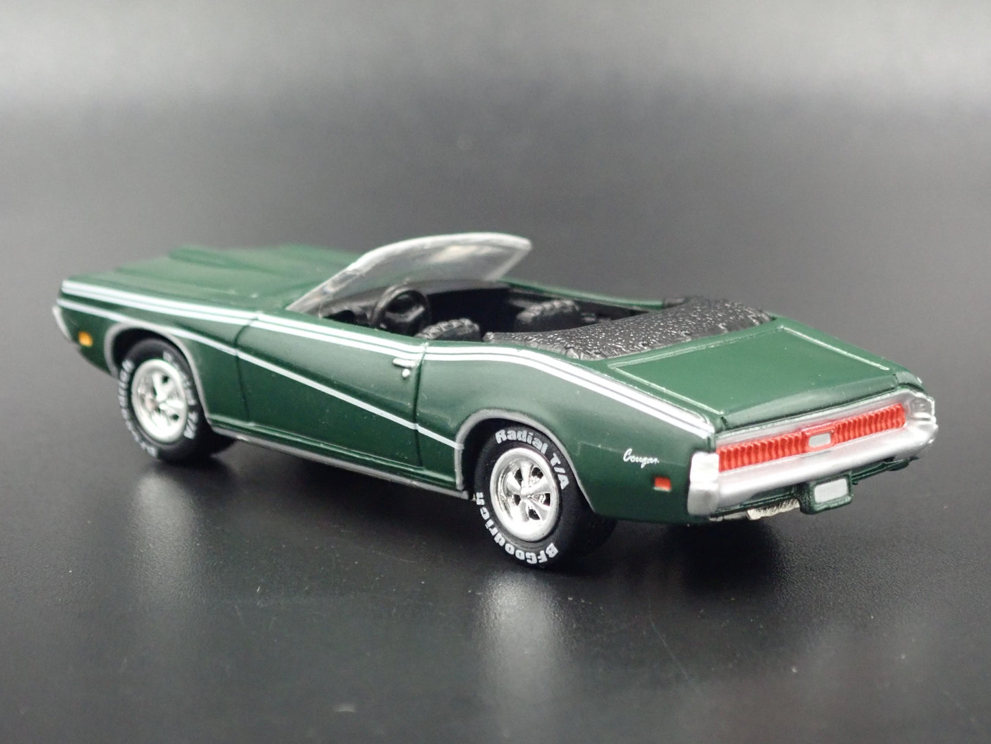 1969 69 MERCURY COUGAR CONVERTIBLE RARE 1:64 SCALE COLLECTIBLE DIECAST MODEL CAR