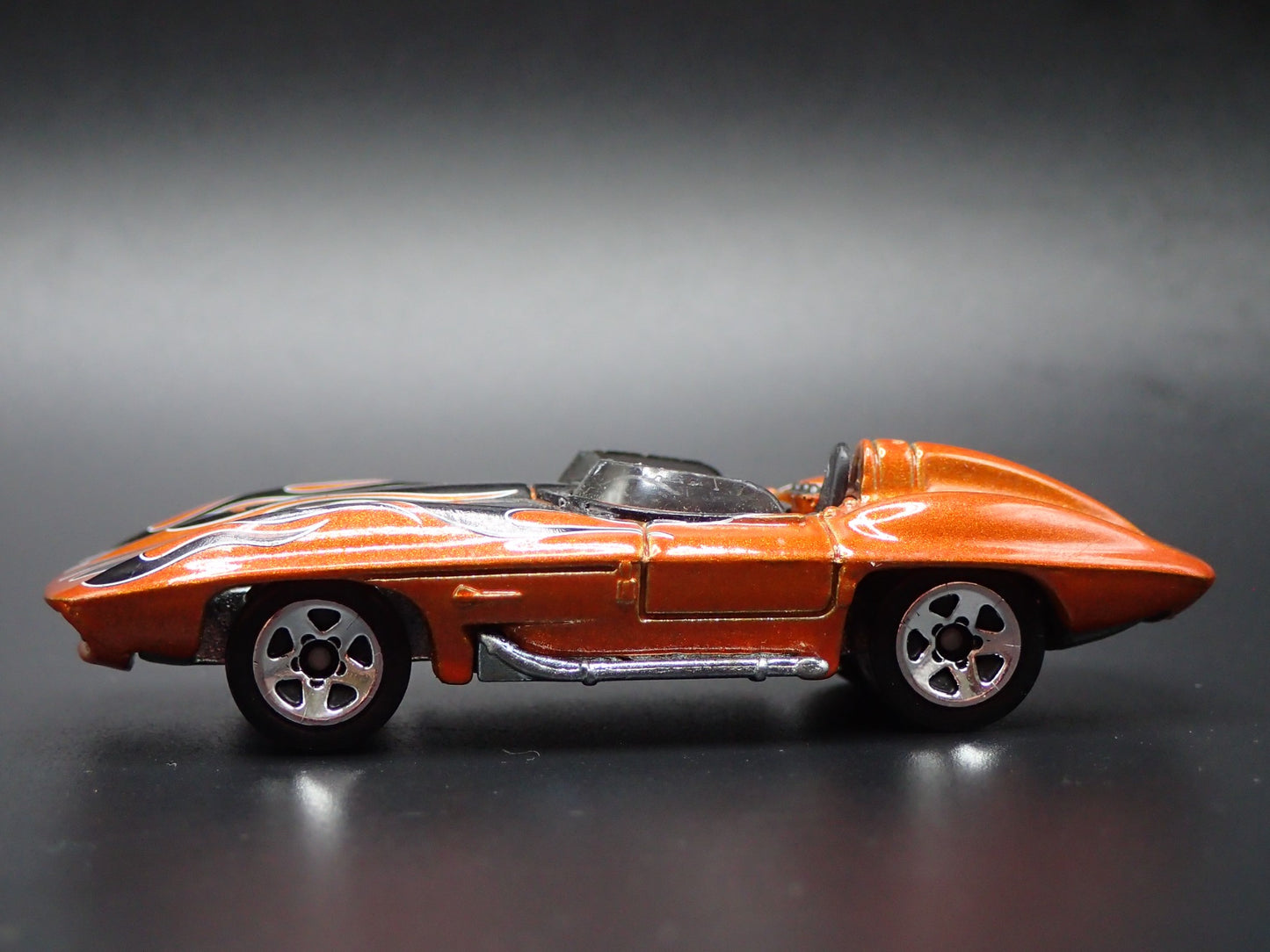 1959 59 CHEVY CHEVROLET CORVETTE STINGRAY CONCEPT 1/64 SCALE DIECAST MODEL CAR