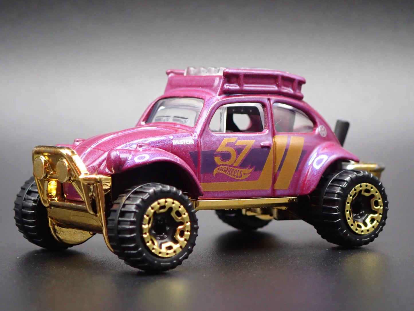 VW VOLKSWAGEN BAJA BEETLE BUG 57TH PURPLE 1:64 SCALE DIORAMA DIECAST MODEL CAR