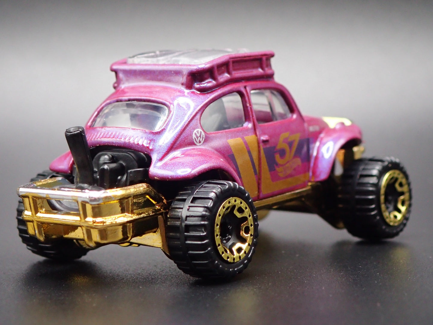 VW VOLKSWAGEN BAJA BEETLE BUG 57TH PURPLE 1:64 SCALE DIORAMA DIECAST MODEL CAR