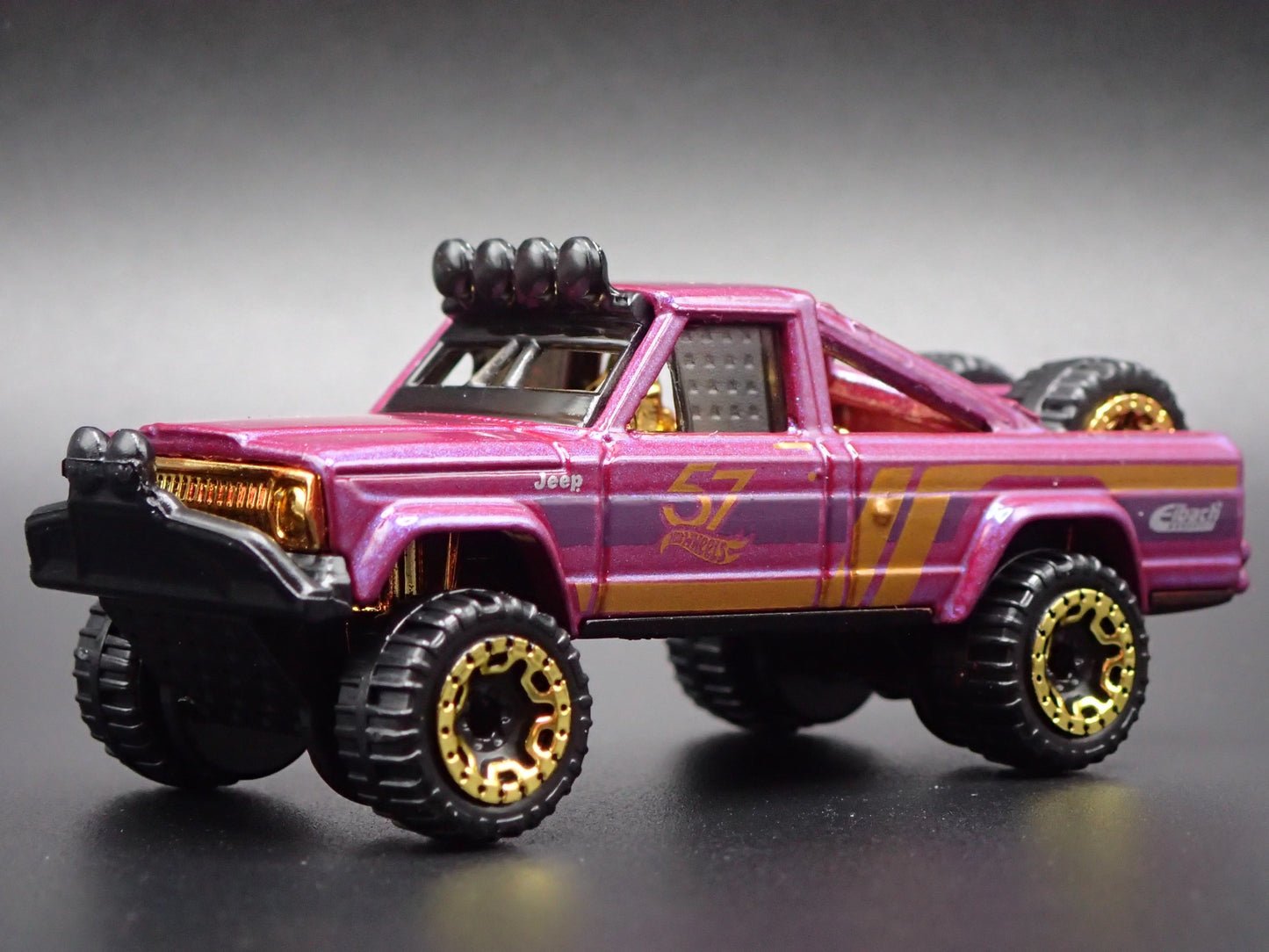 1971-1988 JEEP PICKUP TRUCK J10 57TH 1:64 SCALE COLLECTIBLE DIECAST MODEL CAR