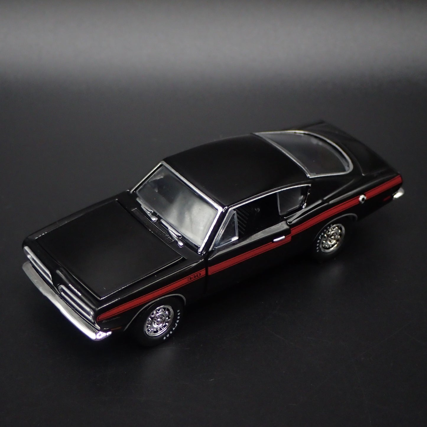 1969 69 PLYMOUTH BARRACUDA 340 CUDA 1:64 SCALE COLLECTIBLE DIECAST MODEL CAR