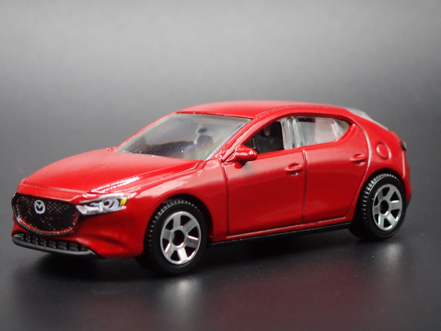 2019-2025 MAZDA 3 4 FOUR DOOR HATCHBACK RED 1:64 SCALE DIORAMA DIECAST MODEL CAR