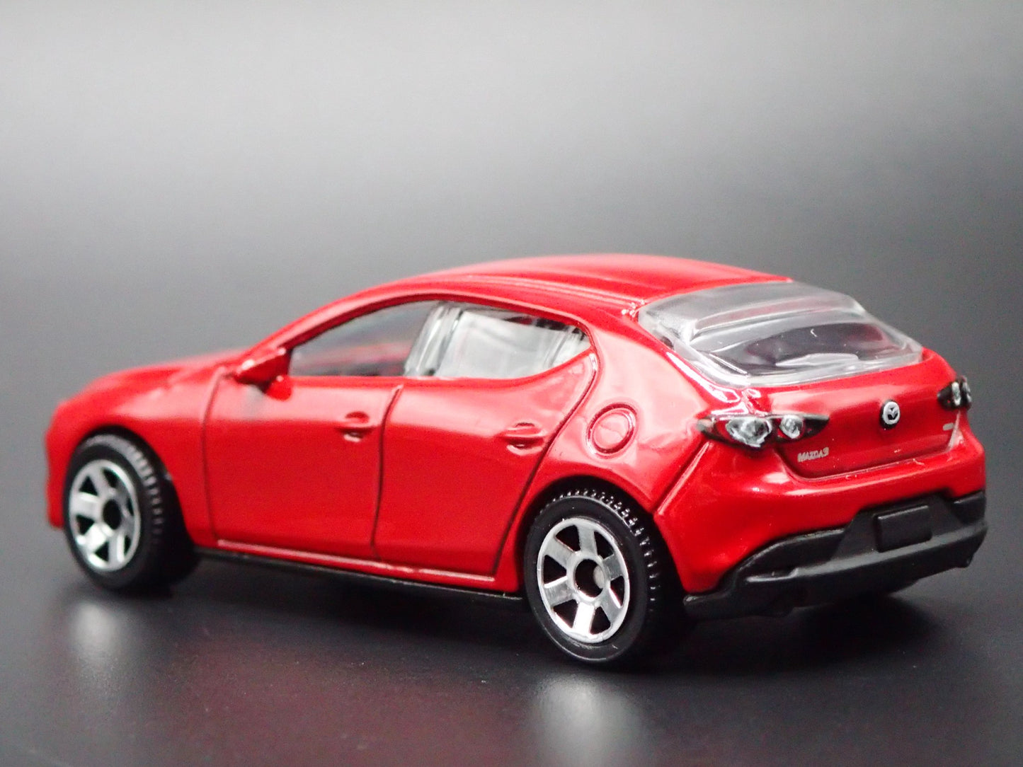 2019-2025 MAZDA 3 4 FOUR DOOR HATCHBACK RED 1:64 SCALE DIORAMA DIECAST MODEL CAR