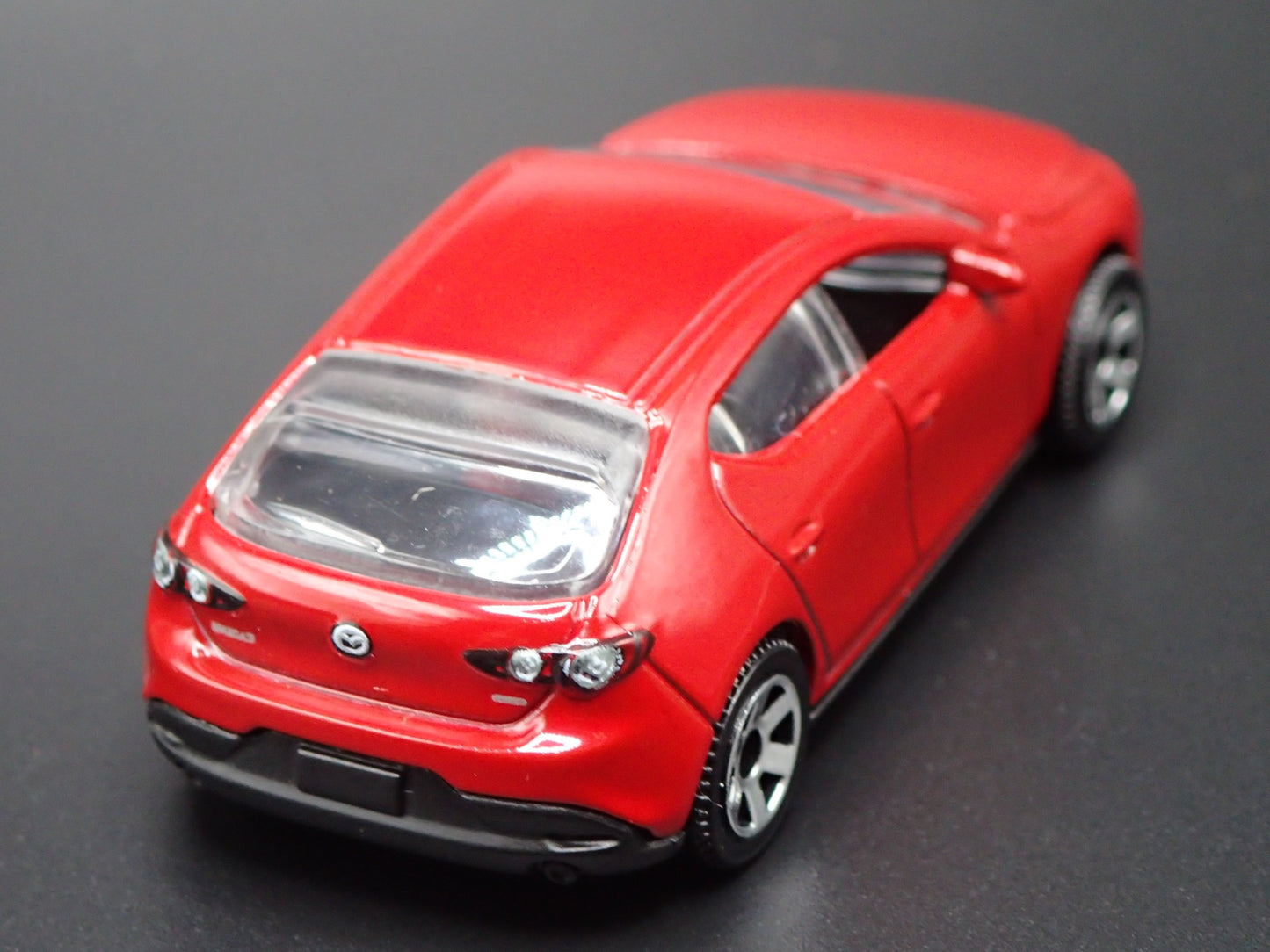 2019-2025 MAZDA 3 4 FOUR DOOR HATCHBACK RED 1:64 SCALE DIORAMA DIECAST MODEL CAR