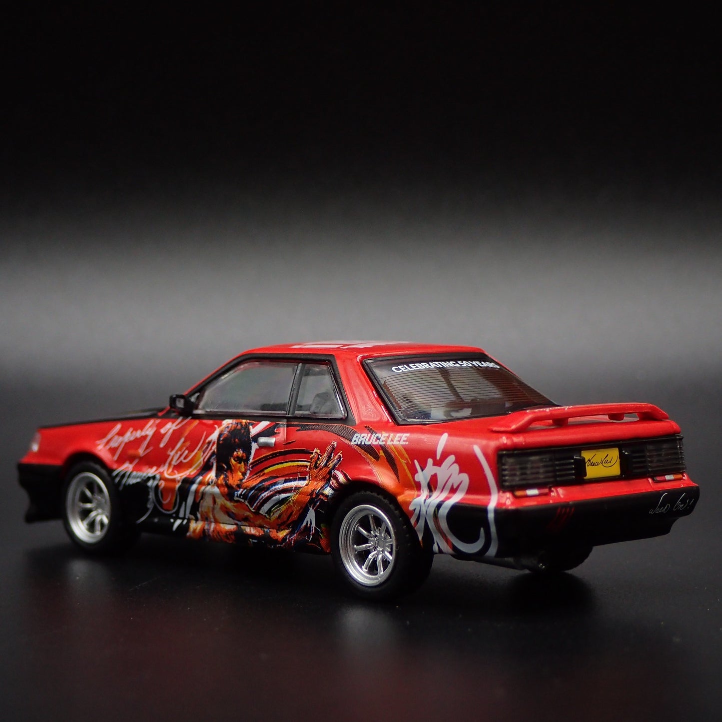 1985-1989 NISSAN SKYLINE GTS-R R31 BRUCE LEE RARE 1:64 SCALE DIECAST MODEL CAR