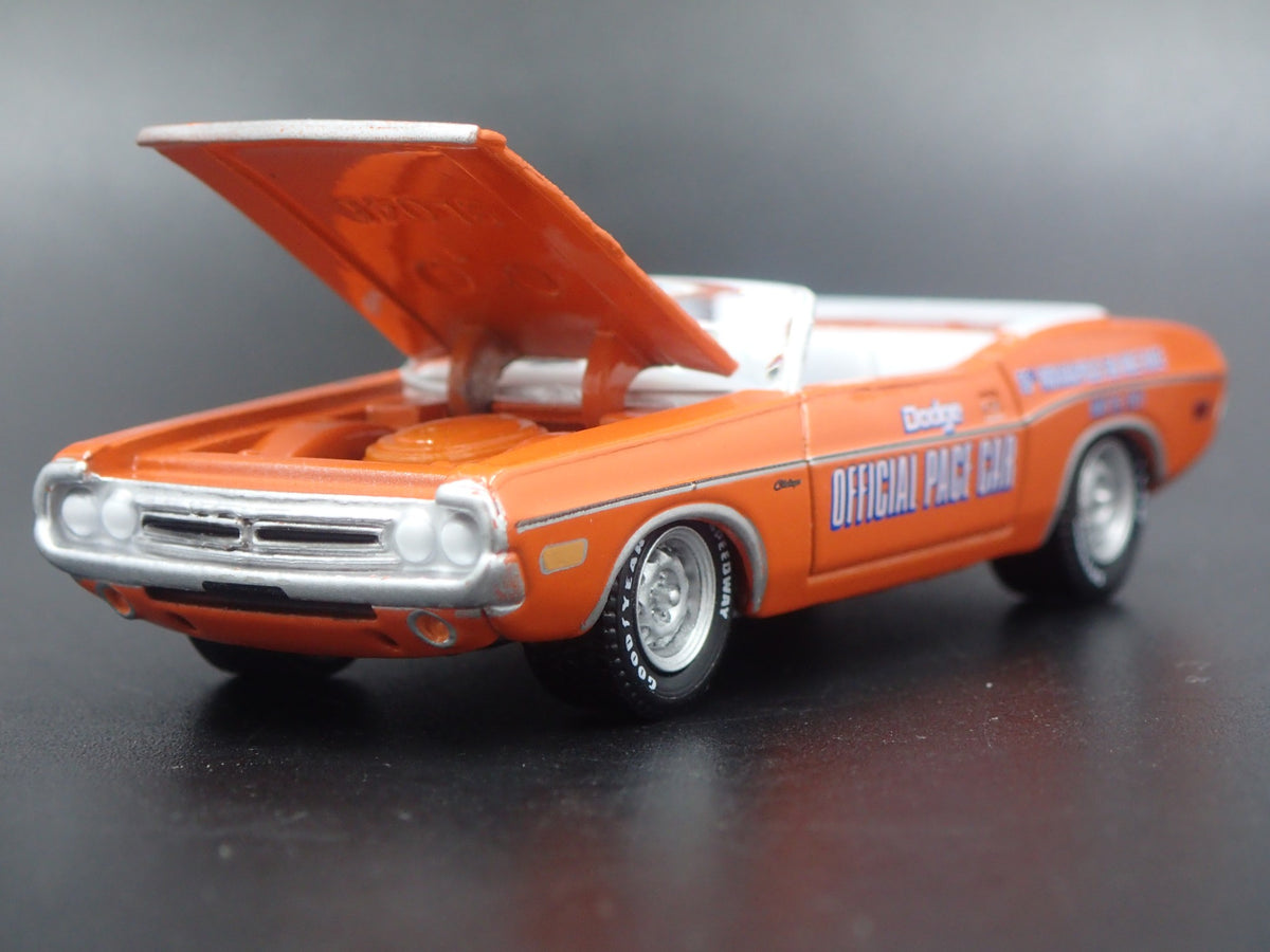 1971 71 DODGE CHALLENGER CONVERTIBLE INDY 500 PACE 1/64 SCALE DIECAST MODEL CAR-Burning Rubber Toy Company